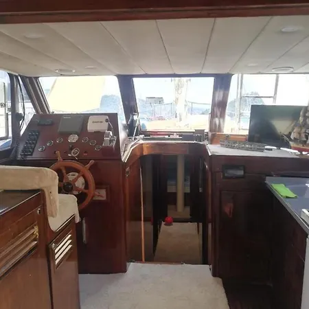 Emir Timur Bateau-hôtel Ortaca (Mugla)