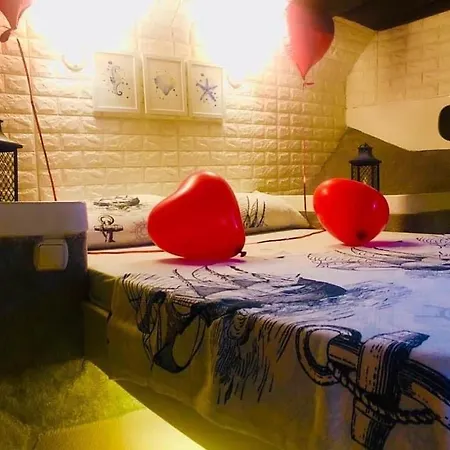 Emir Timur Bateau-hôtel *